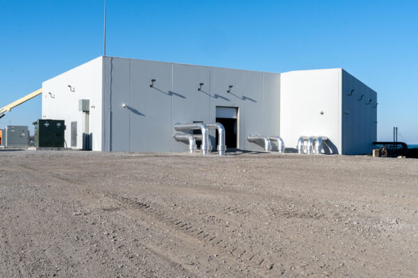 dx-cup-exterior-1919x1282